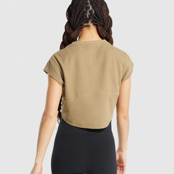 Gymshark Pause Crop Top - Picture 7 of 9